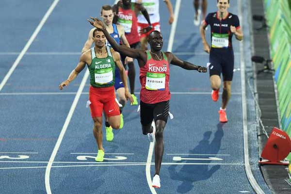 Kenya's David Rudisha defends Olympic 800m title in Rio