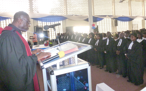 Rt Rev. Dr Agidi performing the ordination
