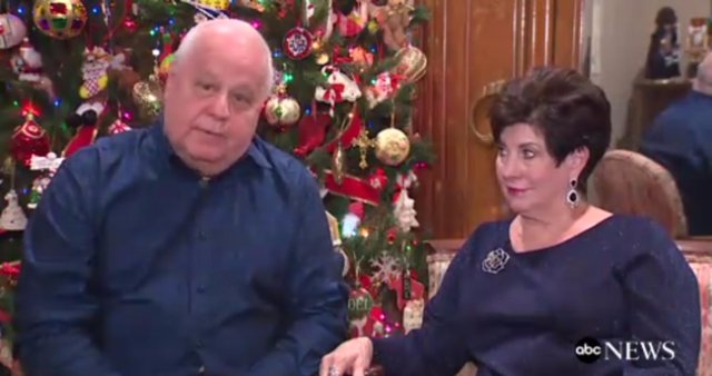  Couple weds after 41 years of dating 