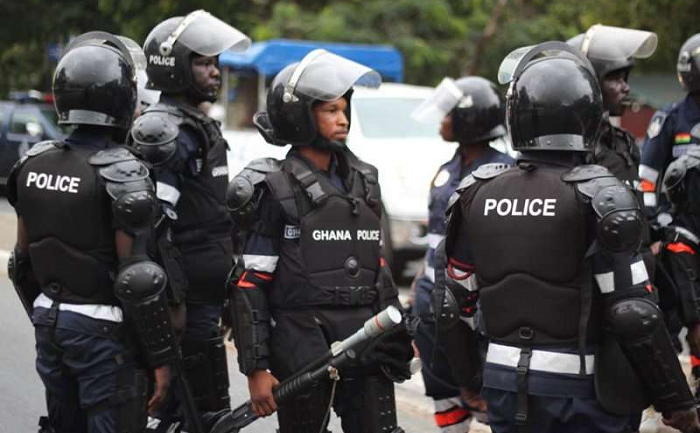 Personnel  Ghana police service in combat mode  
