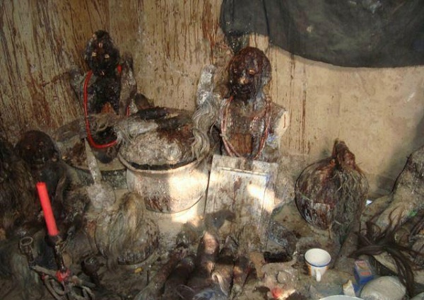 Spiritualist demands five-legged fowl for rituals