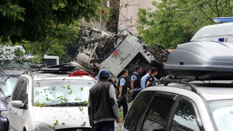 Istanbul bomb attack on police bus kills 11