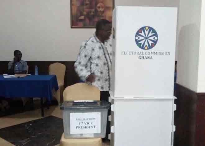 Nunoo Mensah casting his vote at Wednesday's elections that saw him beating Prof Dodoo