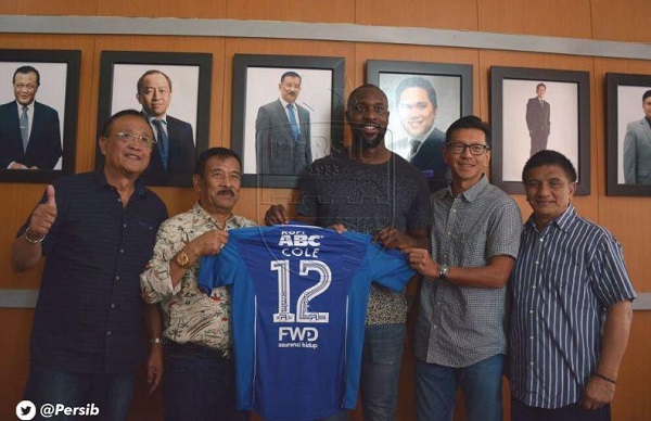 Carlton Cole has signed for Parsib Bandung in the Indonesian League