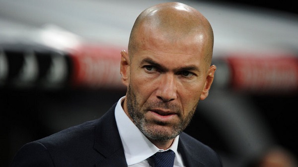 Zinedine Zidane — Signs 3-year contract