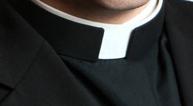 CLERGY collar
