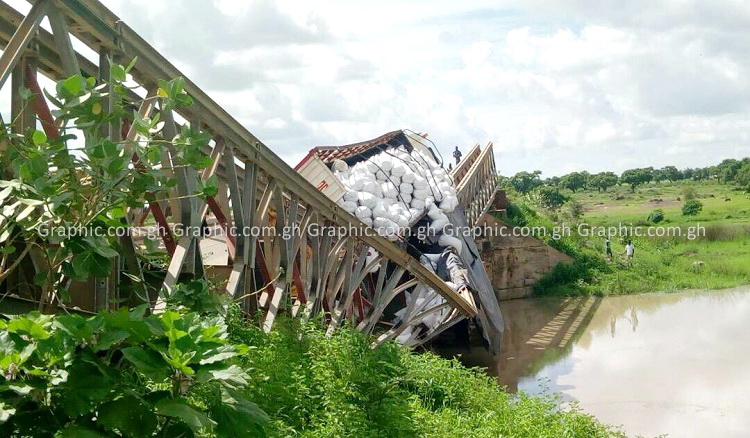The truck on the collapsed bridge at Garu-Tempane