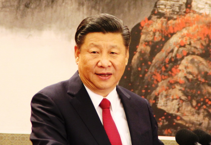  President Xi delivers a speech at the press conference