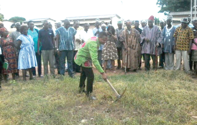 Mr Abdul Nashiru Mohammed, the Country Director of WaterAid, cutting the sod for the construction of a modern toilet facility for the maternity ward