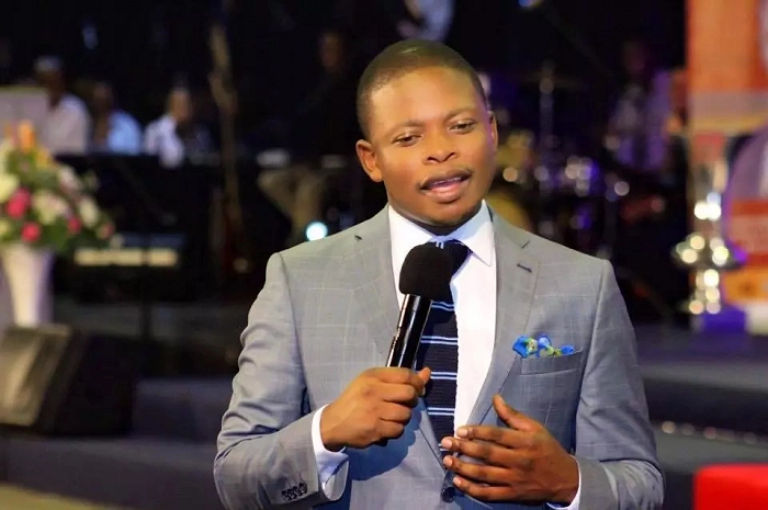 Botswana shuts 'miracle' pastor Shepherd Bushiri's church
