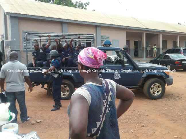 Police nab 8 Delta Force members, warrant issued for escaping 13