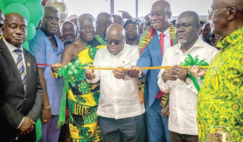 President Akufo-Addo flanked by Otumfuo Osei Tutu II, and Keith Christopher Rowley (3rd from right), Prime Minister of Trinidad and Tobago, cutting the tape to officially open the Prempeh I International Airport (right). With them include Simon Osei Mensah (left), Ashanti Regional Minister, and Kwaku Ofori Asiamah (right), the Minister of Transport