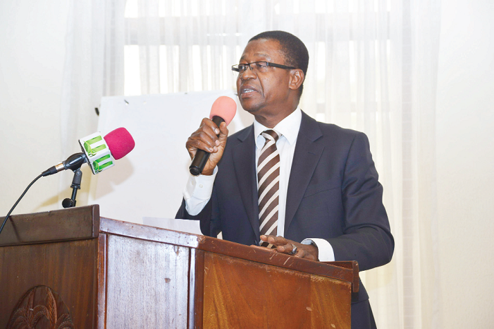  Mr Guduba Saladin Amadu (INSET), Assistant Commissioner of the Ghana Revenue Authority (GRA) Integrated Medium Taxpayer  Office,   addressing the taxpayers. Pictures: EMMANUEL QUAYE 