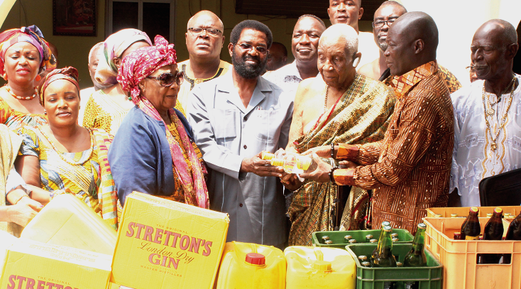 Govt presents items towards Homowo festival