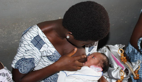 Breastfeeding within an hour of birth : Saves newborns