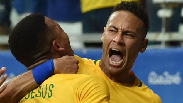 Rio Olympics 2016: Brazil impress to progress to the quarter-finals