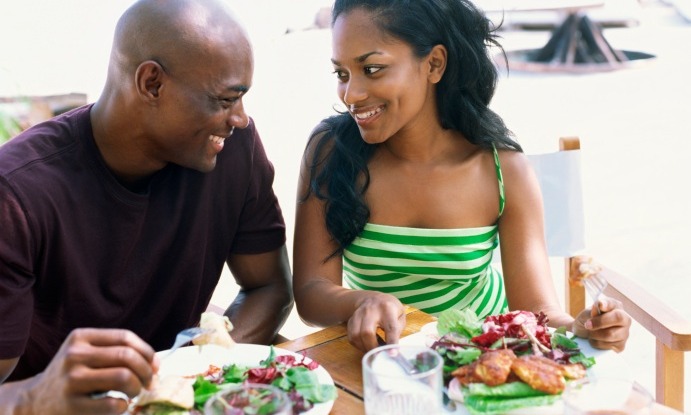 Eating salad can make men more attrative -- Research claims