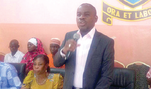 Dr Sulemana Iddrisu  addressing the ceremony 
