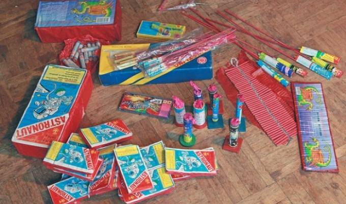 The taskforce is also expected to ensure that the ban is adhered to by traders who display these firecrackers for sale and buyers who use them