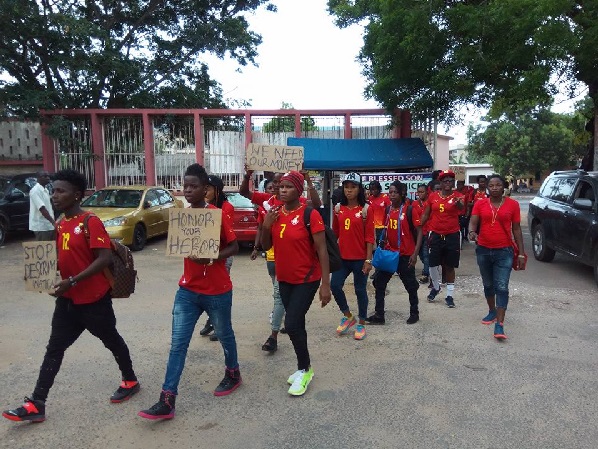 Black Queens protesting