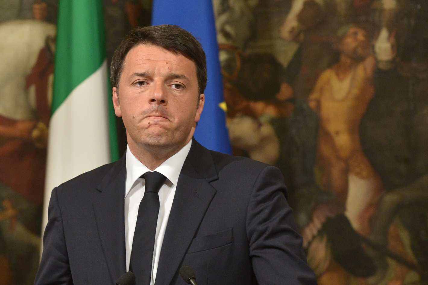 Italy PM resigns after referendum defeat