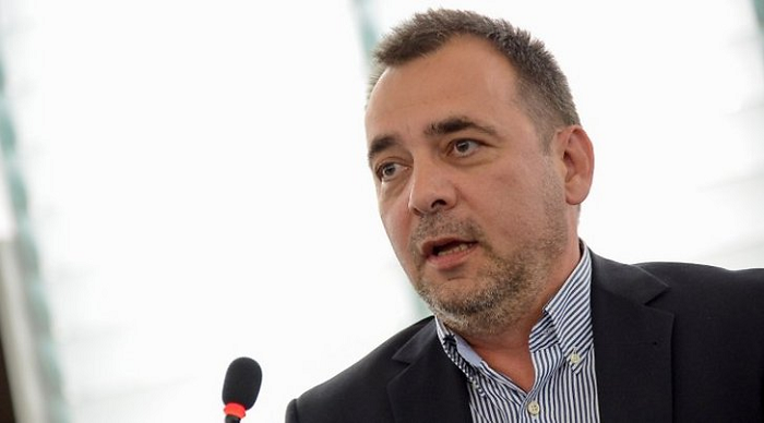  Mr Tamas Meszerics