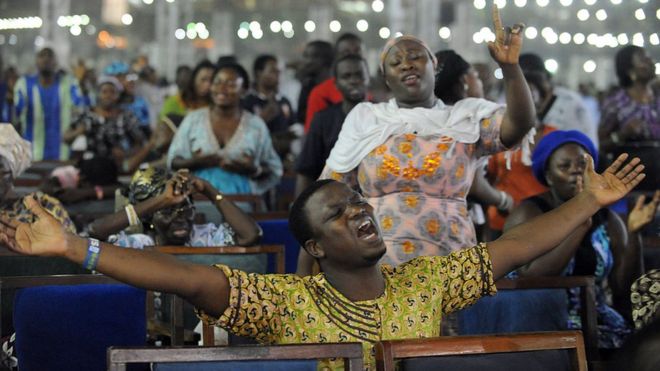 Lagos shuts 'noisy' churches and mosques