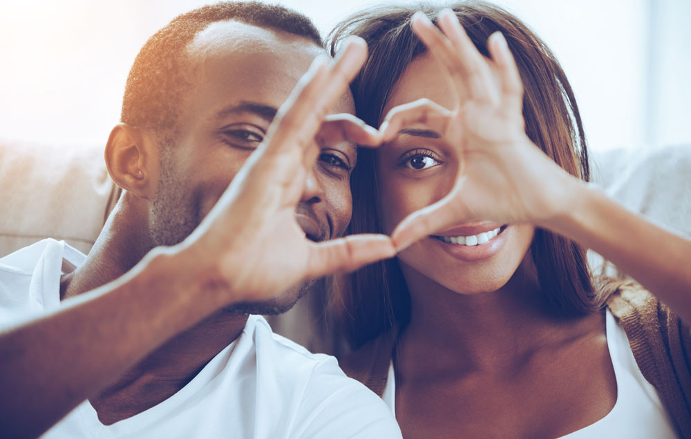 6 Things happy couples always let go of