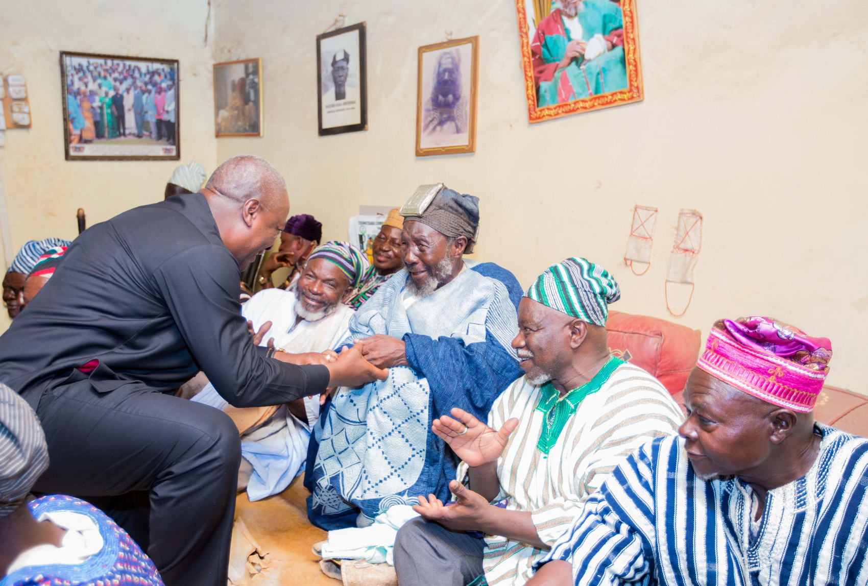 President Mahama  exchanging greetings with the Nayiri, Naa Bohugu Mahami Abdulai, when he paid a courtesy call on him