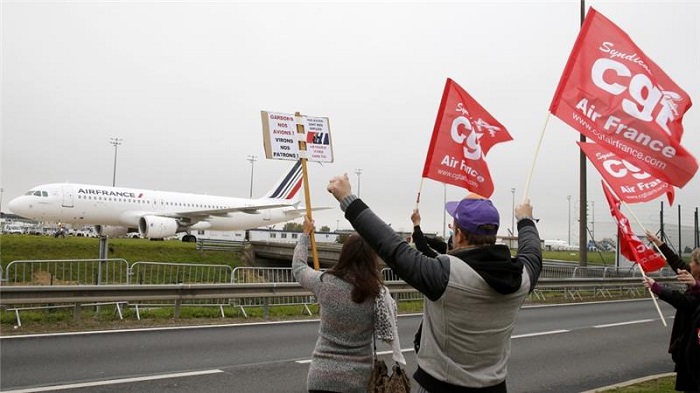 Over 150,000 passengers affected by Air France strike