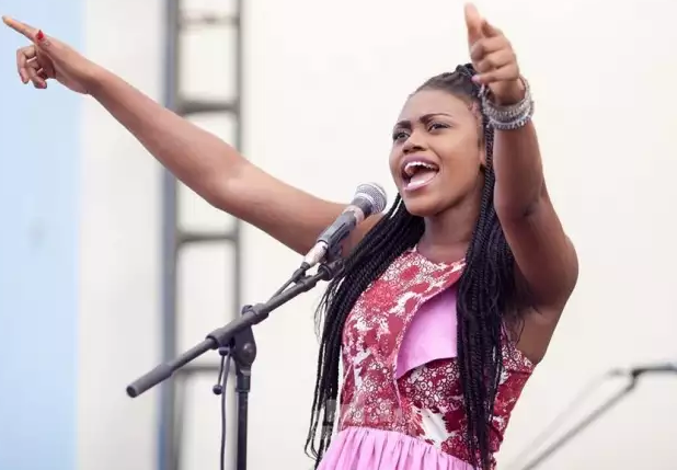 eShun gives free music to fans