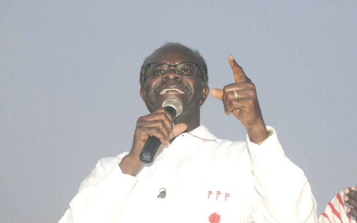  Dr Nduom addressing supporters at Salaga North in the Northern Region. Pictures: Gabriel Ahiabor