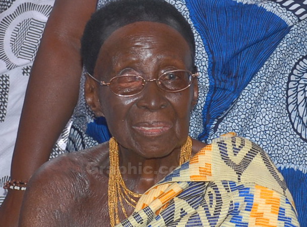 Sorrow at Manhyia as Asanteman marks one-week observation of queenmother