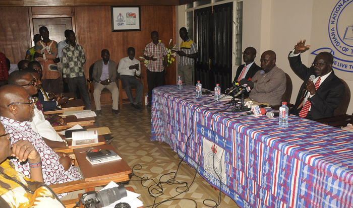  Dr Papa Kwesi Nduom (hand raised) addressing the GNAT officials at a meeting in Accra. Picture: GABRIEL AHIABOR 