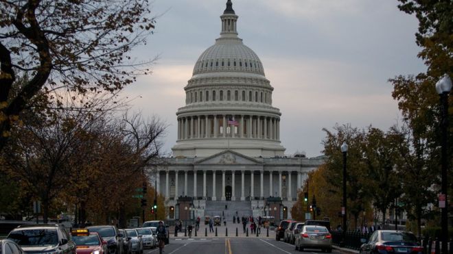 Republicans and Democrats are vying for control of Congress