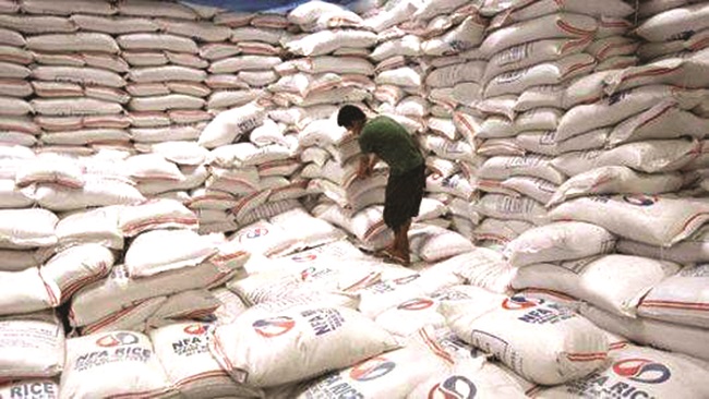 Rice importers adisappointed in the Ministry of Trade and Industry for lifting the ban on the inland importation of rice into the country.