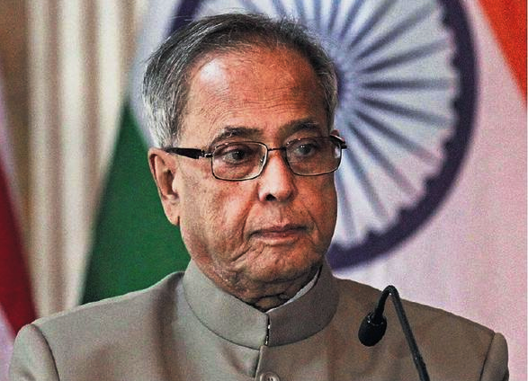 Exploit commitment of two govts to advantage: President Mukherjee urges public, private sectors 