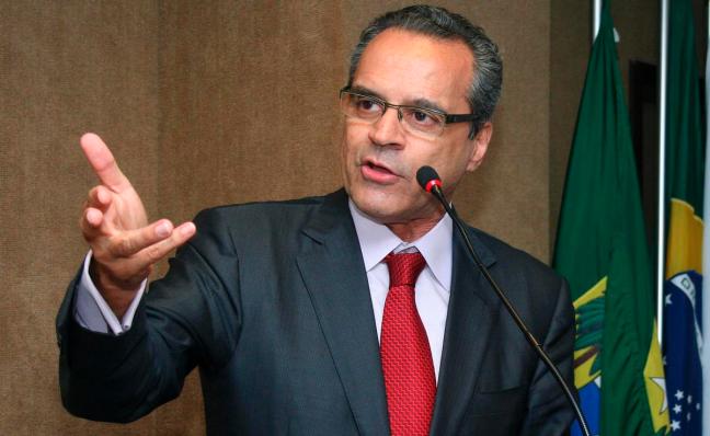 Brazil's tourism minister resigns amidst corruption probe