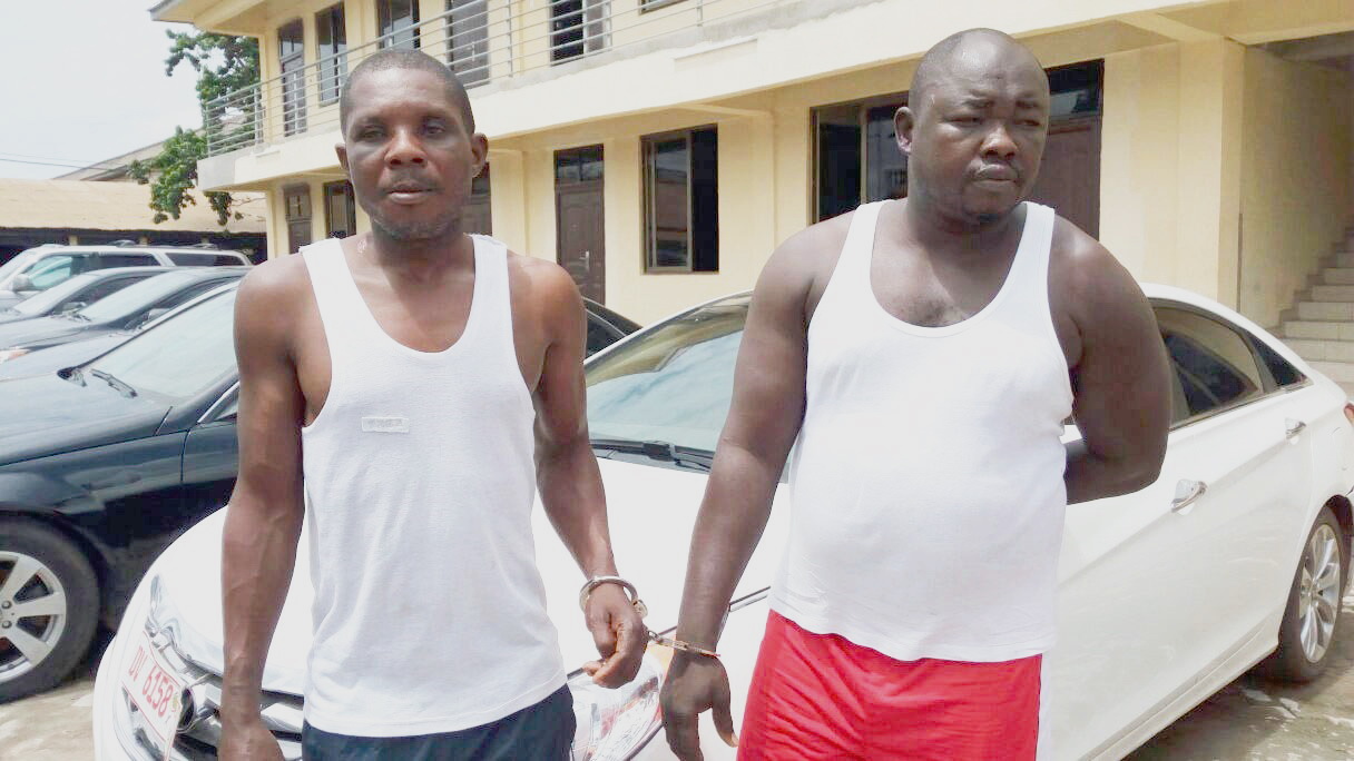 Police arrest car snatchers