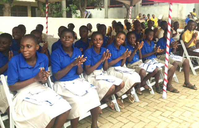STEM holds fair for club members