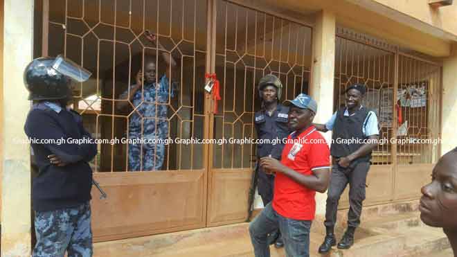 They stormed the assembly offices at 6am wielding machetes, sticks and other offensive weapons and over-powered the few policemen who had been deployed there to provide security and ended up locking up one policeman who had refused to vacate the premises.