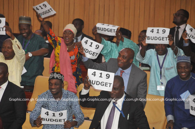 See the MPs who flouted the 'no placard' directive (photos)