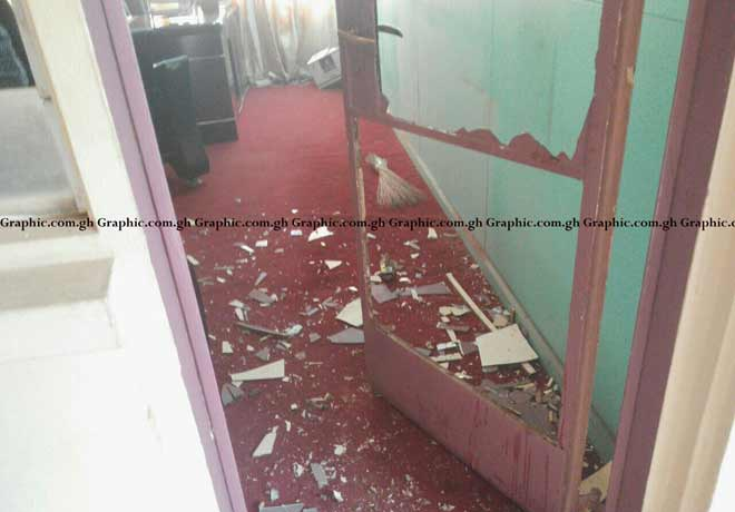 Last Friday, some irate members of the ruling New Patriotic Party (NPP) who call themselves the Delta Force stormed the offices of the Ashanti Regional Security Coordinator in Kumasi