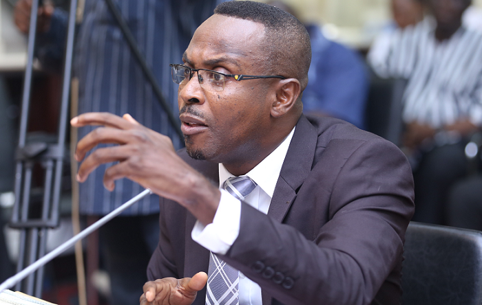  Mr Kwamena Duncan addressing the meeting