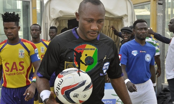 Referee Samuel Sukah 