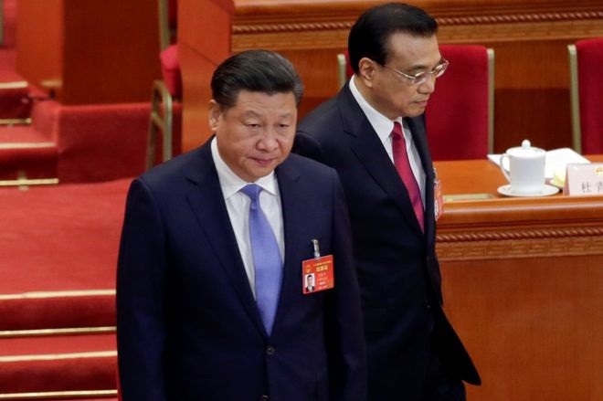 Chinese President Xi Jinping (left) arrived with Premier Li Keqiang (right)