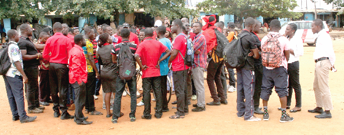Unemployed graduate  teachers protest