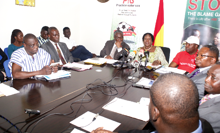 Dr Mokowa Blay Adu-Gyamfi (middle), Director General of the Ghana AIDS Commission, addressing the press briefing in Accra. Picture: GABRIEL AHIABOR