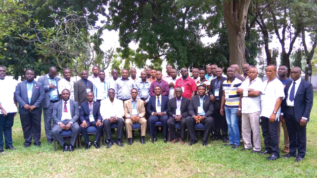  Mr Hammond (middle), in a group photograph with some of the participants and some executives of CILT Ghana.