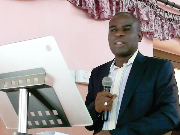  Dr Iddrisu Sulemana, Principal, Tamale College of Education